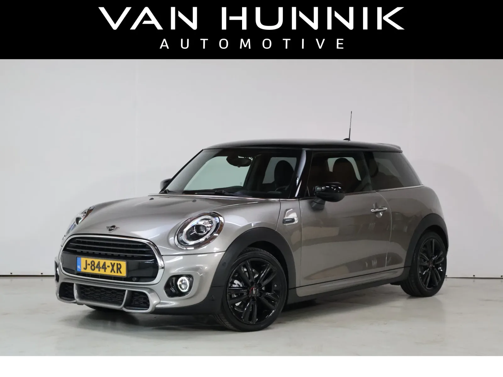 MINI John Cooper Works (2020) — foto 1
