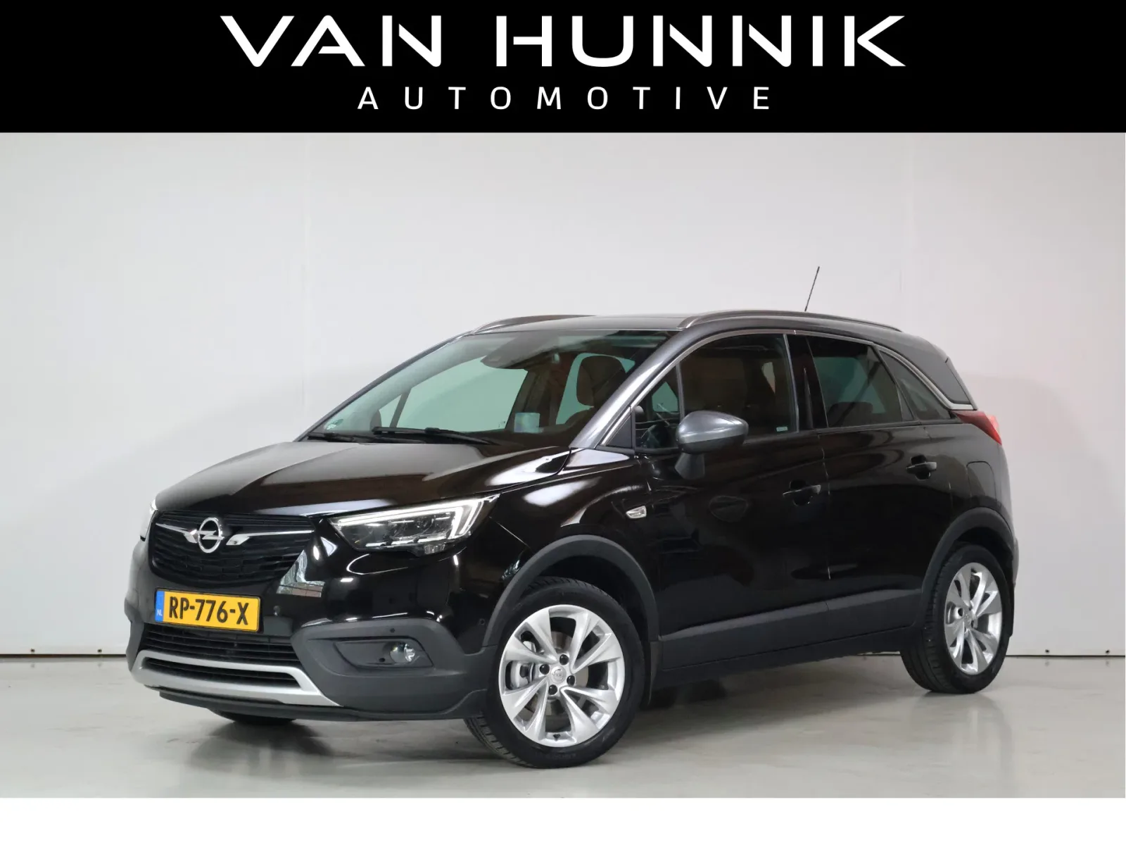 Opel Crossland X (2018) — foto 1