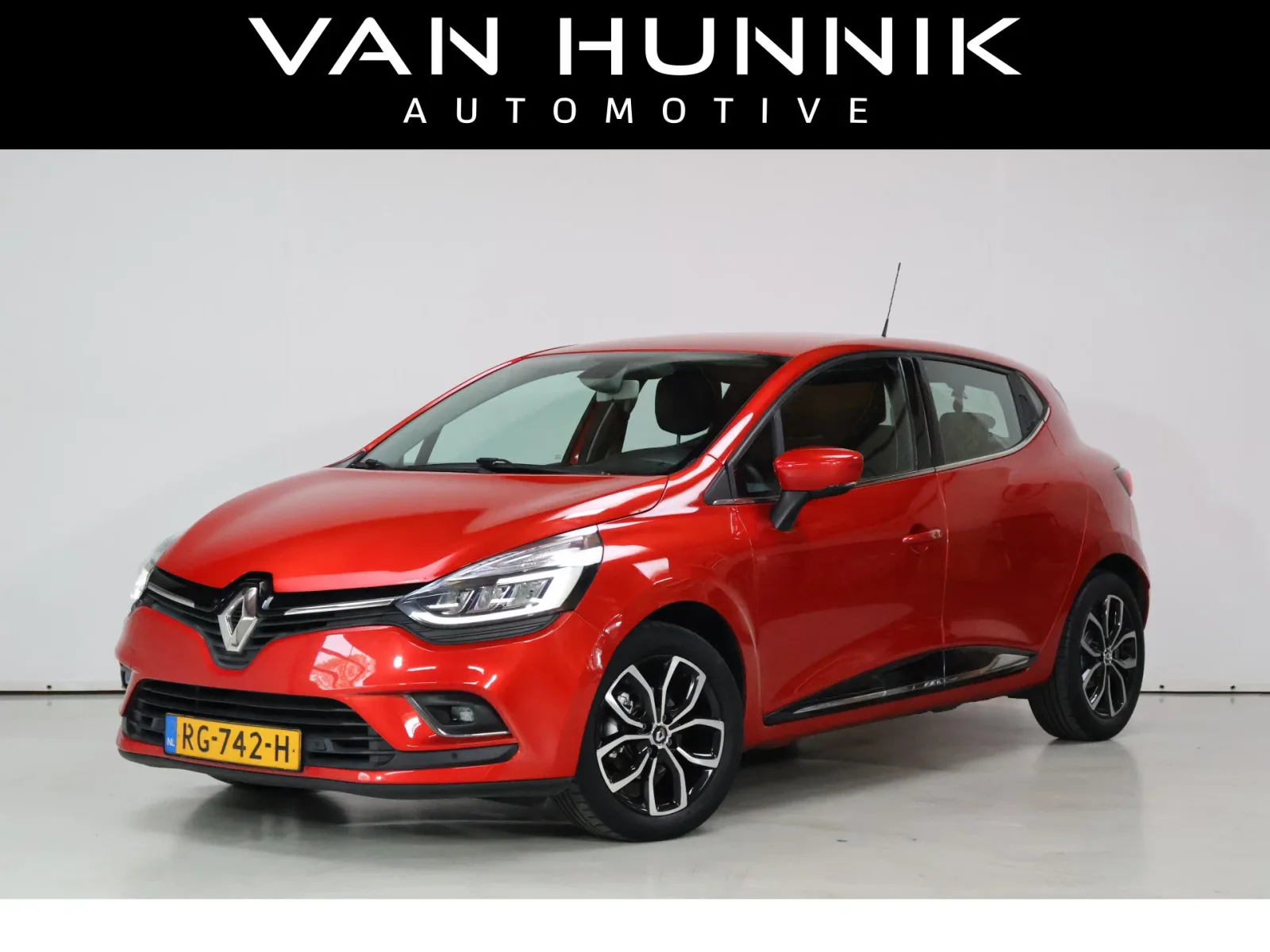 Renault Clio (2017) — foto 1