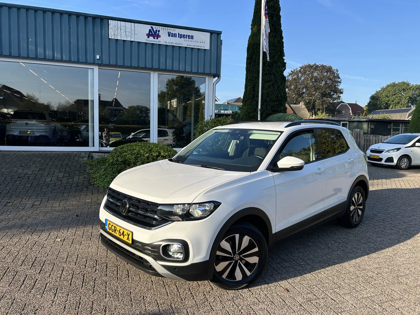 Volkswagen T-Cross (2023) — foto 1