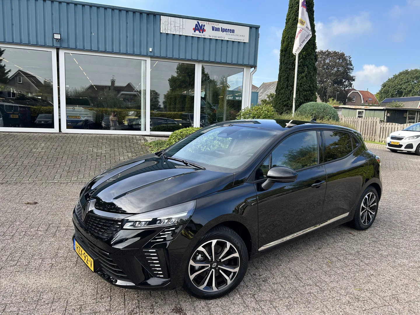 Renault Clio (2025) — foto 1