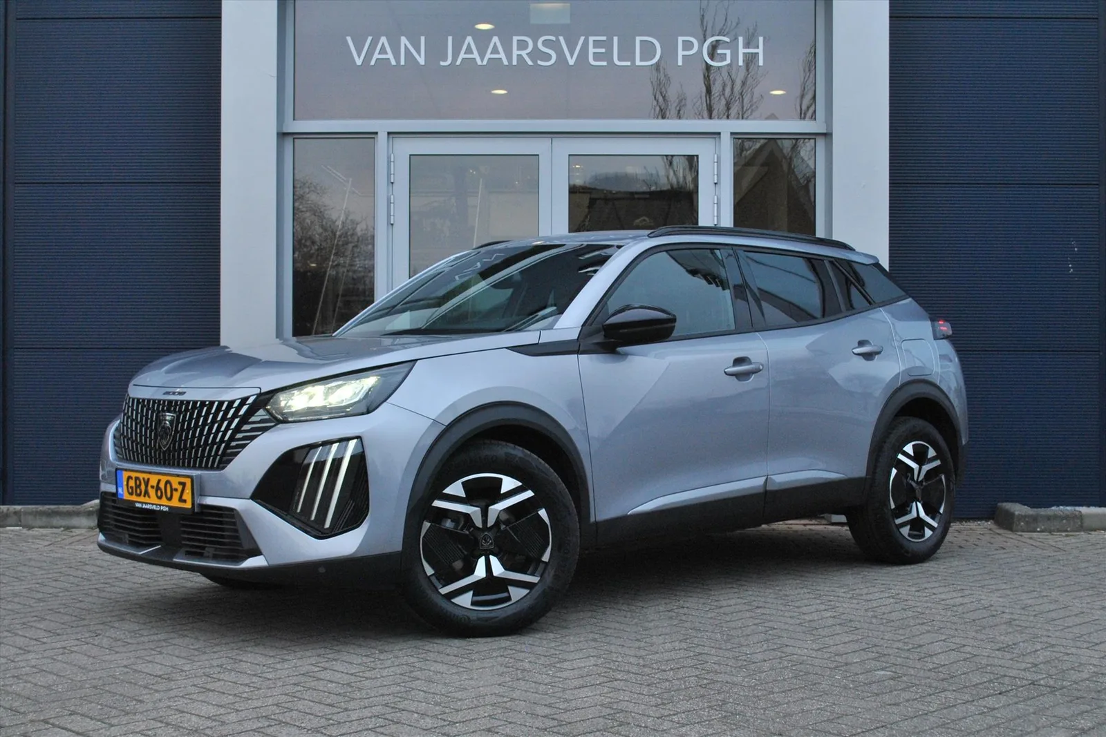 Peugeot 2008 (2024) — foto 1