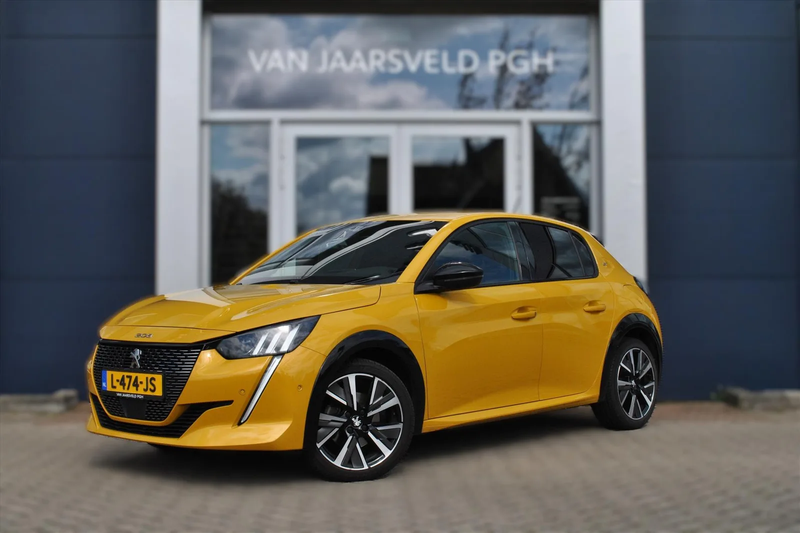 Peugeot 208 (2021) — foto 1