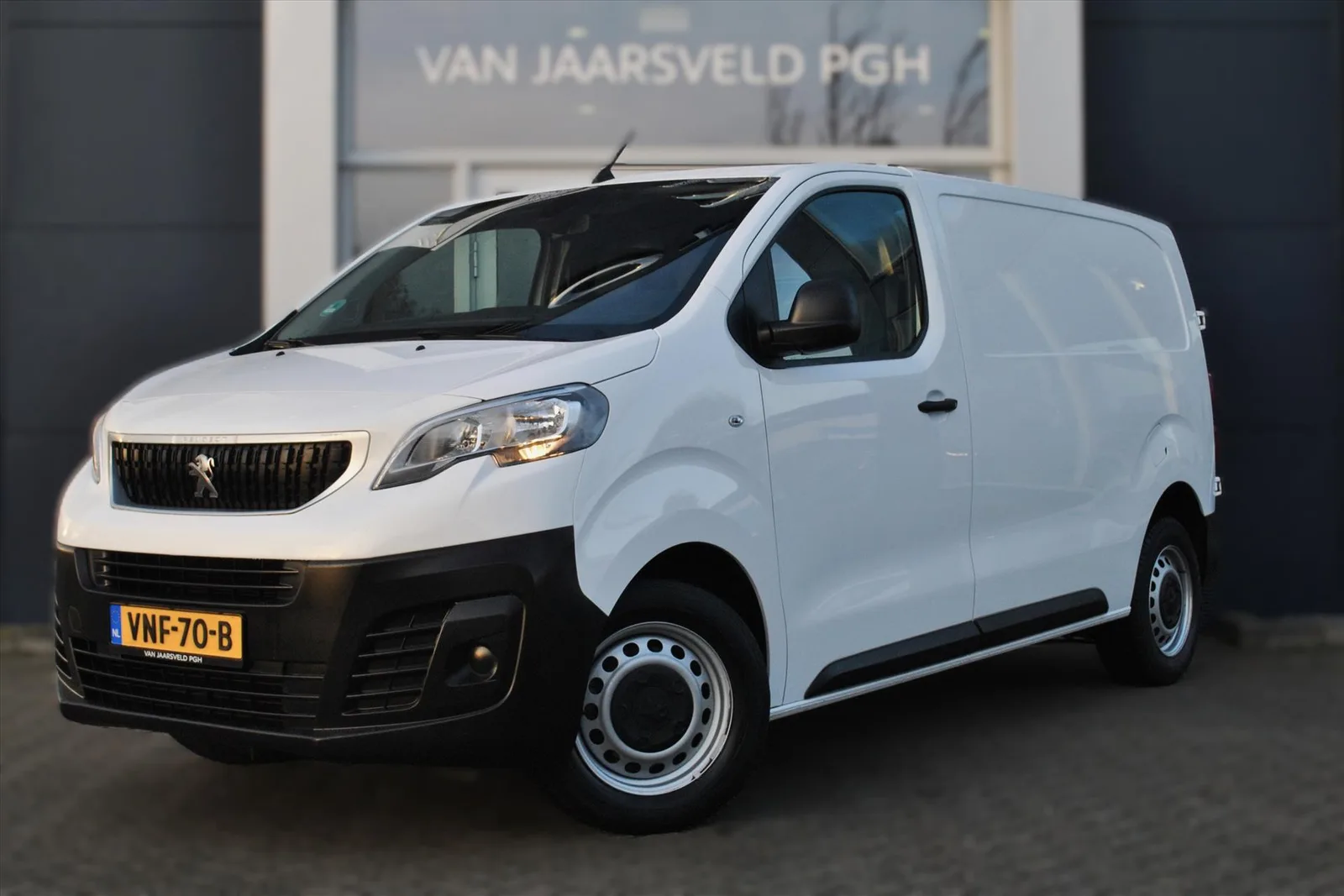 Peugeot Expert (2021) — foto 1