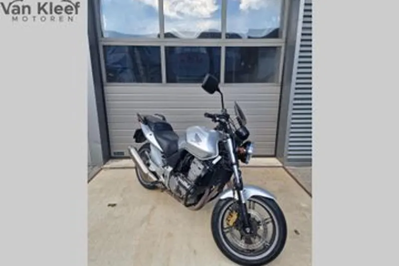Honda CBF 500 (2005)