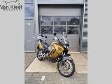 Honda XL 1000 V Varadero (1999) — foto 1