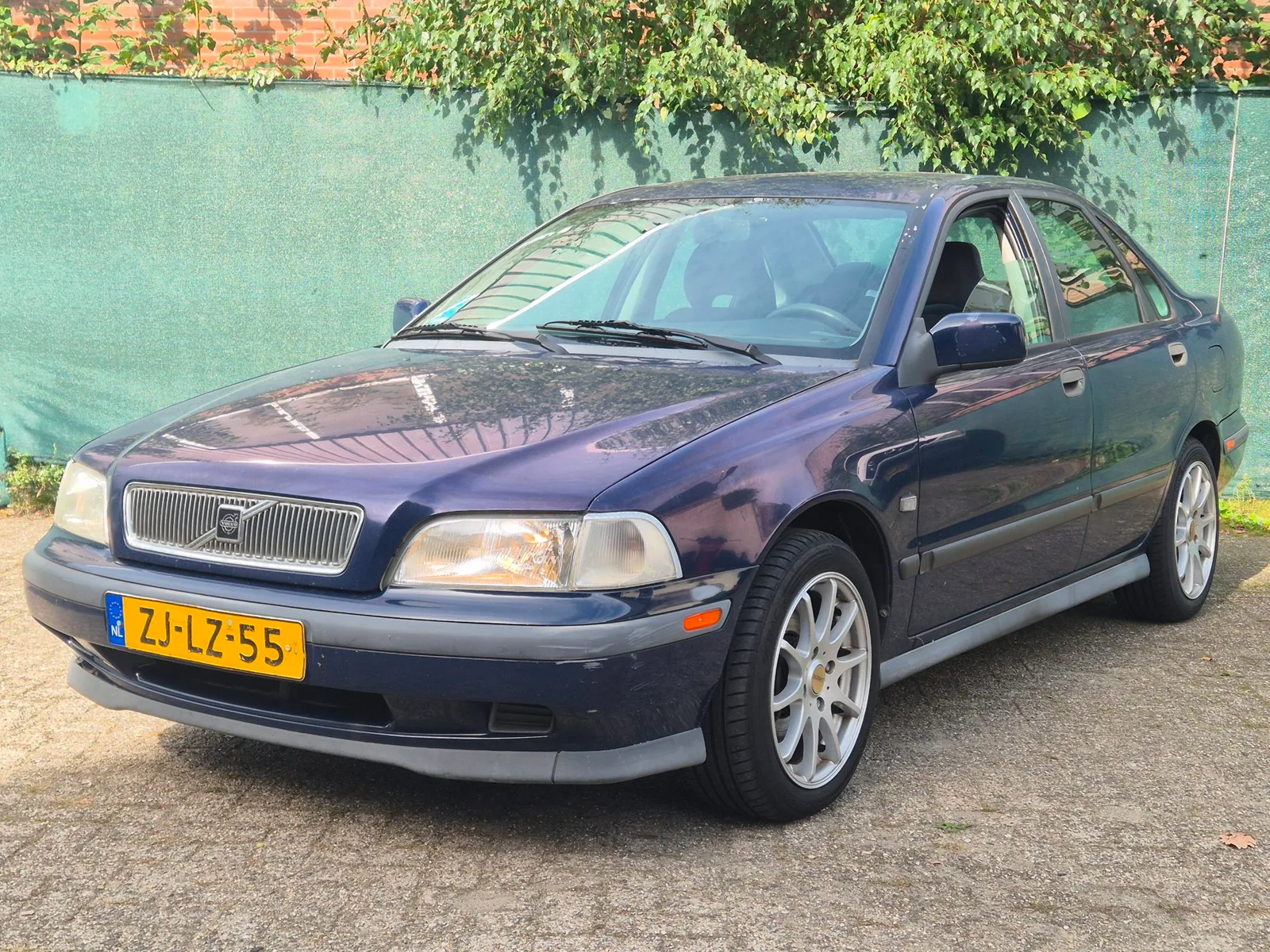 Volvo S40 (1999) — foto 1