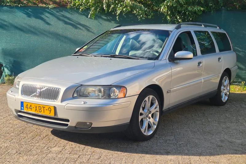 Volvo V70 (2005)