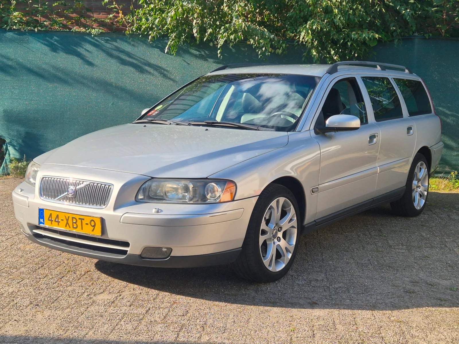 Volvo V70 (2005) — foto 1