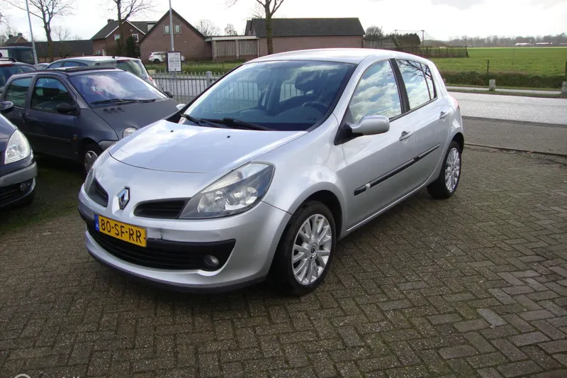 Renault Clio (2005)