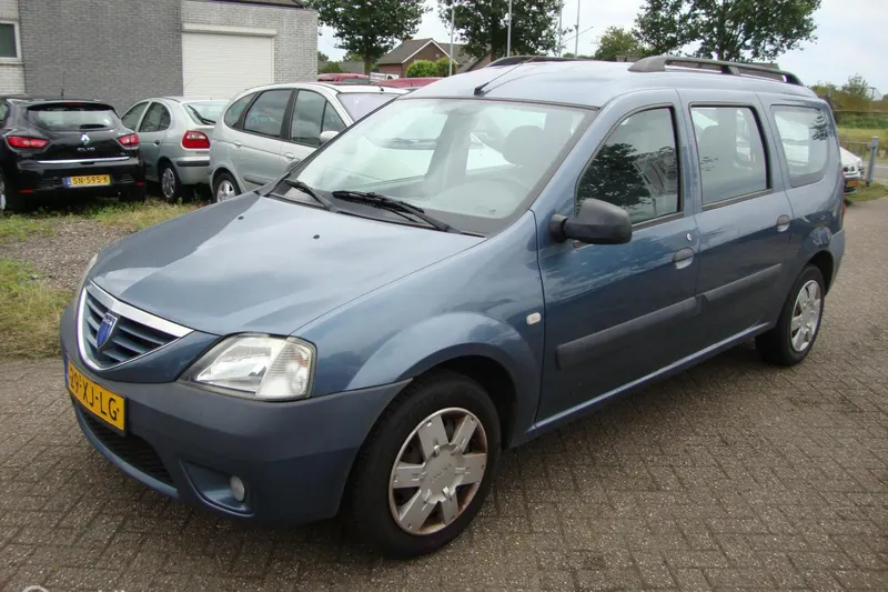 Dacia Logan MCV (2007)