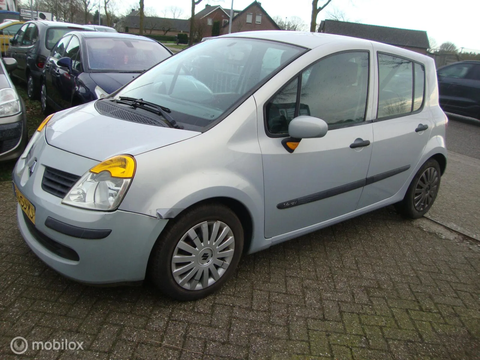 Renault Modus (2006) — foto 1