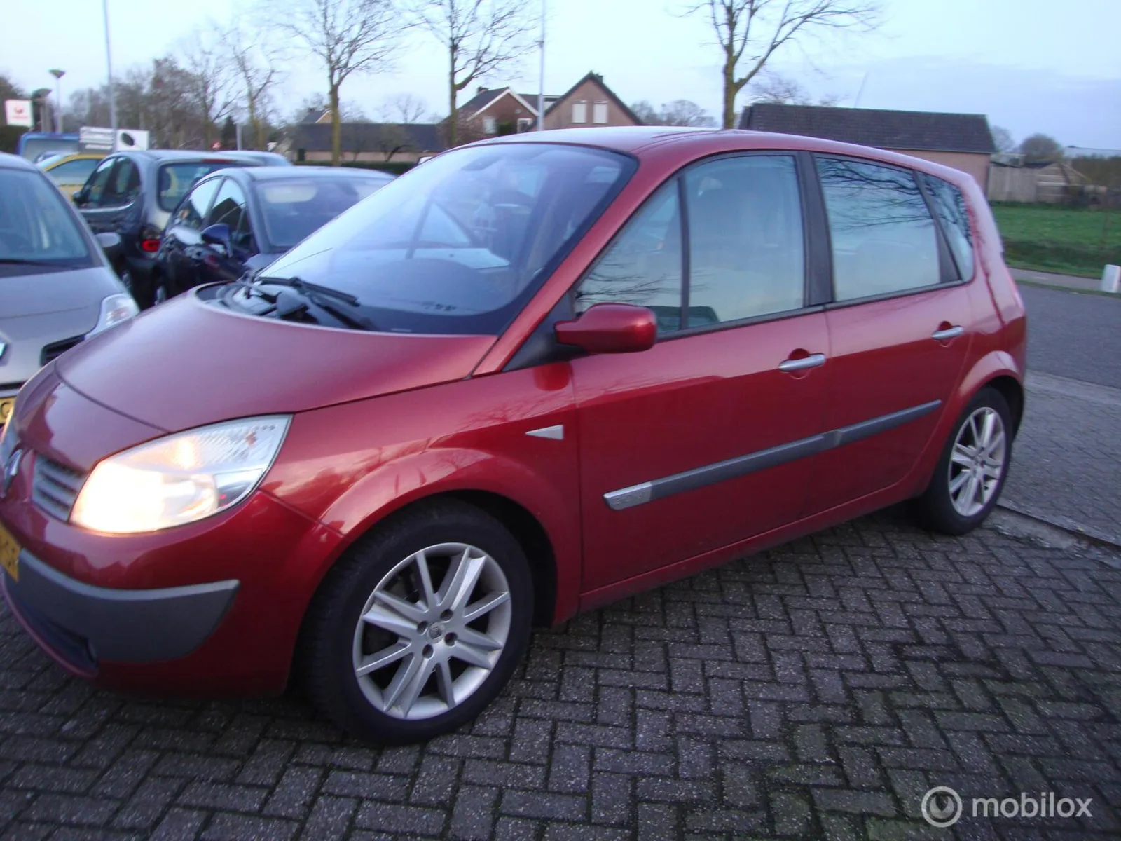 Renault Scénic (2004) — foto 1