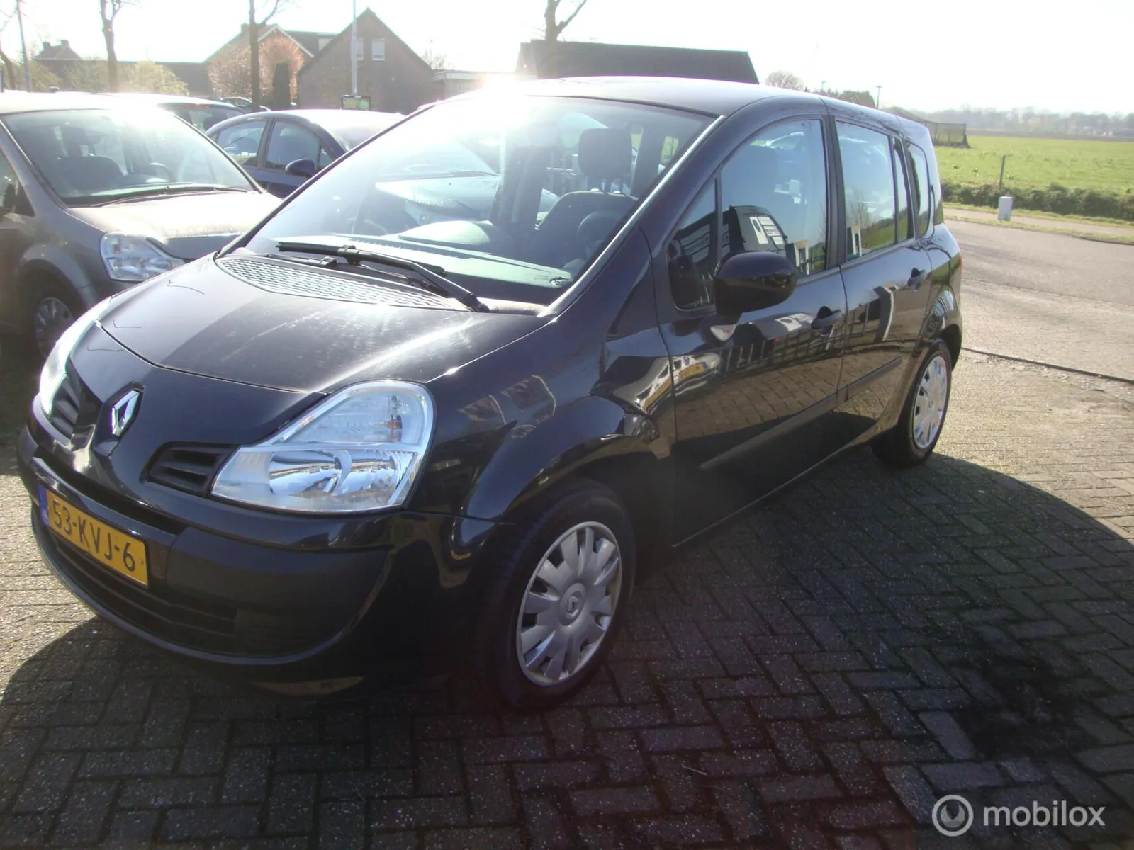 Renault Modus (2010) — foto 1