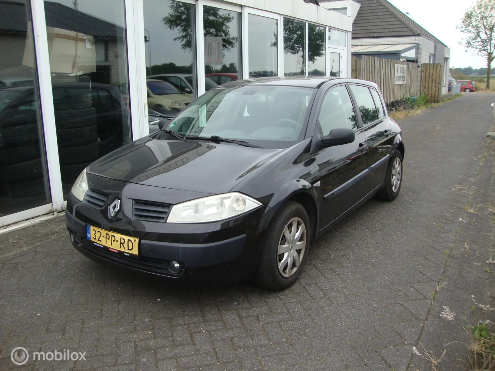 Renault Mégane (2004) — foto 1