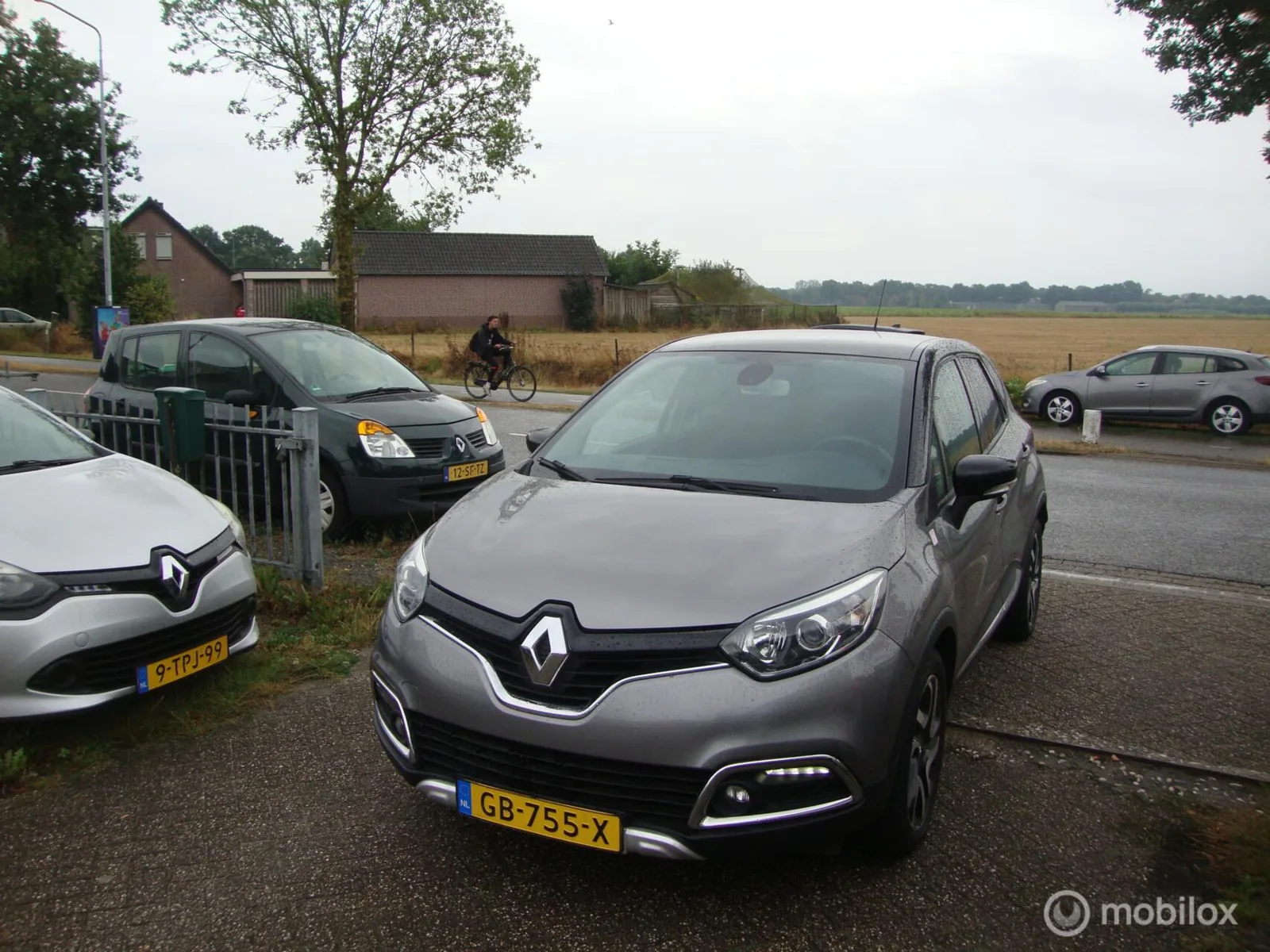 Renault Captur (2015) — foto 1