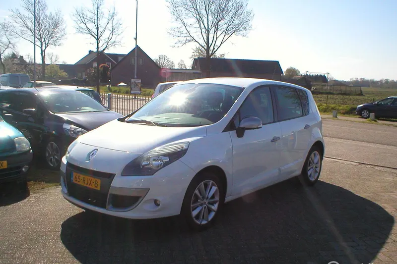 Renault Scénic (2011)