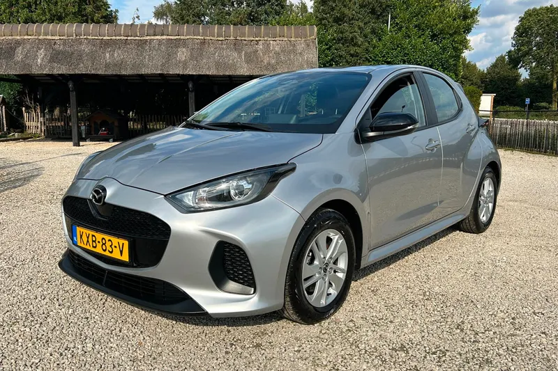 Mazda 2 Hybrid (2025)
