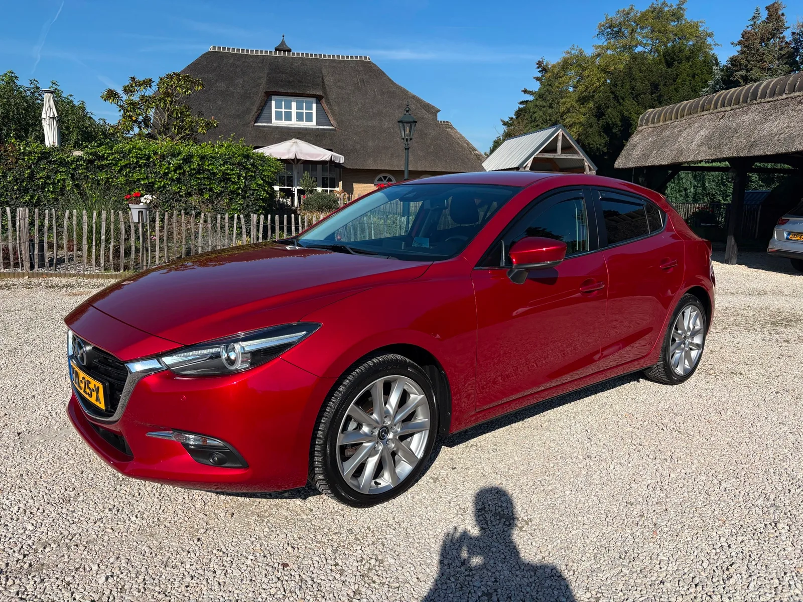 Mazda 3 (2017) — foto 1