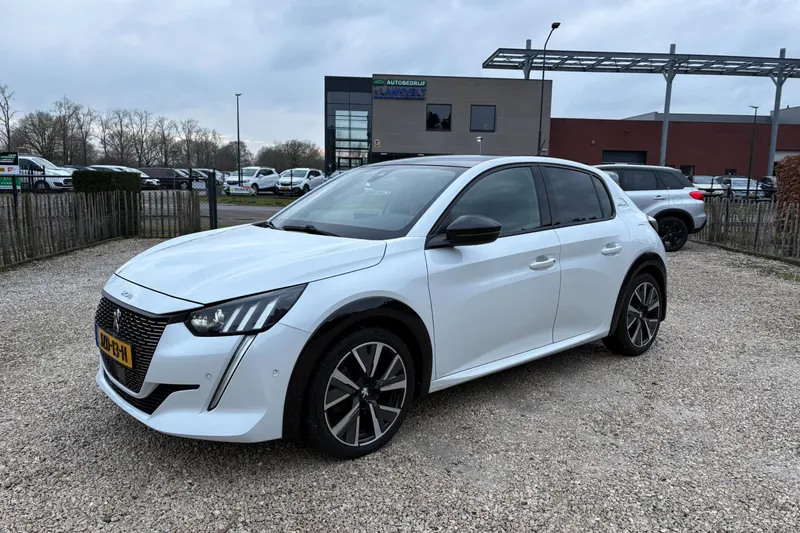 Peugeot 208 (2020)