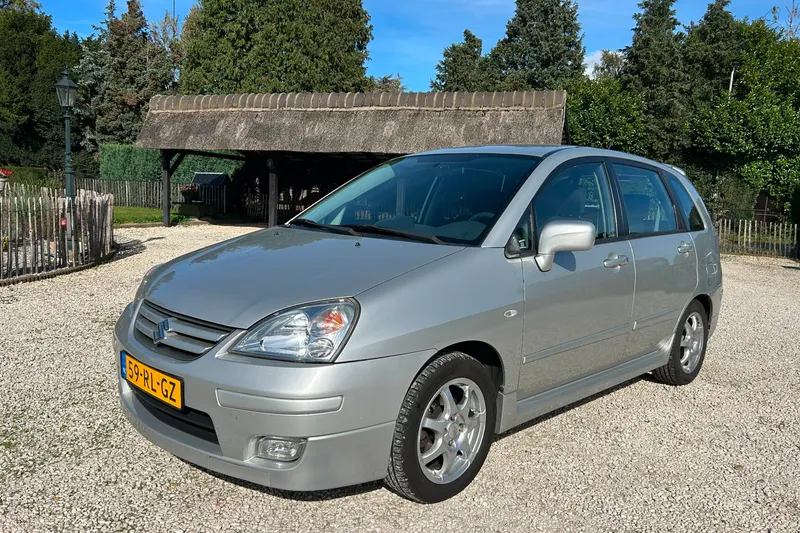 Suzuki Liana (2005)