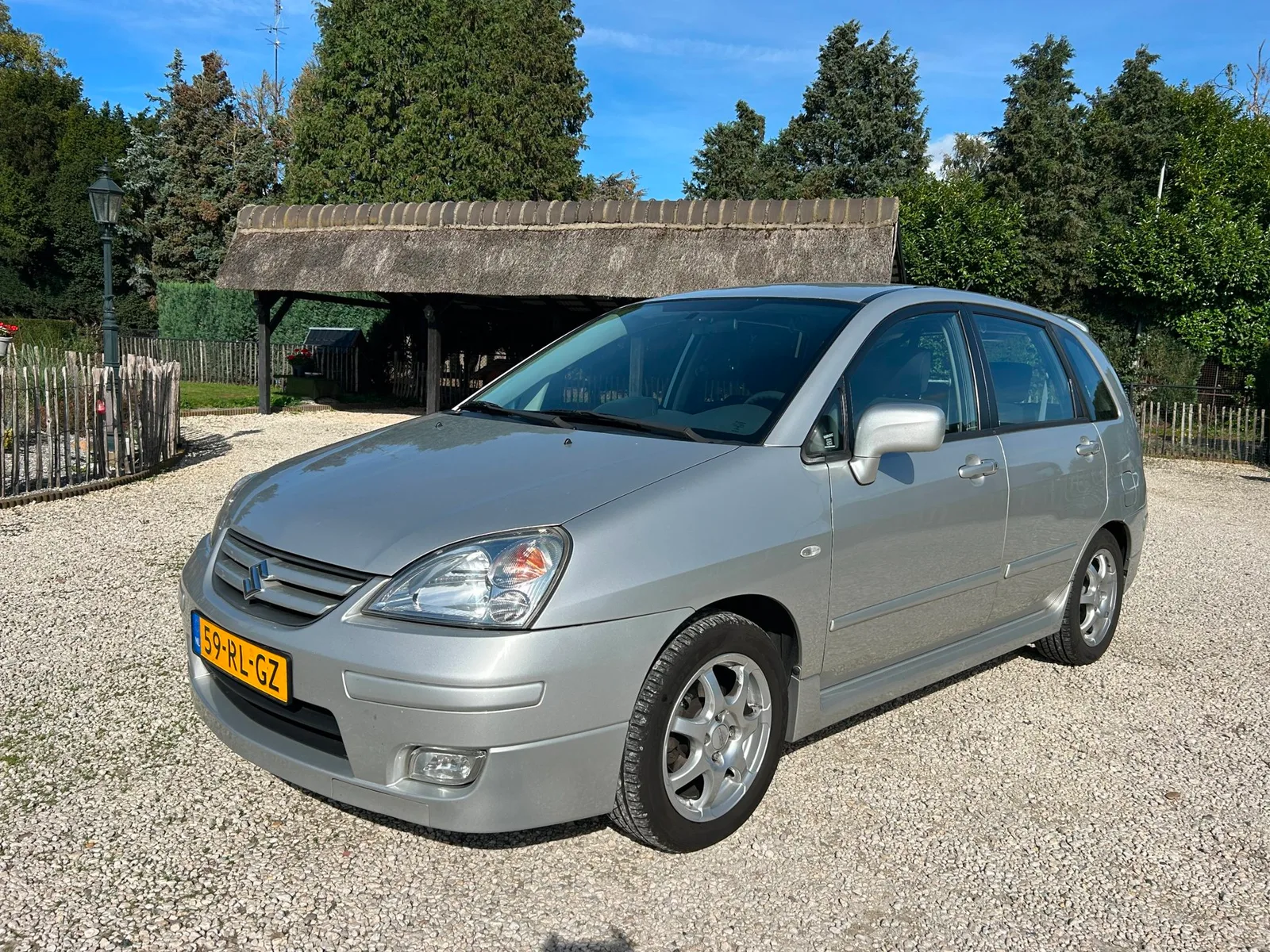 Suzuki Liana (2005) — foto 1