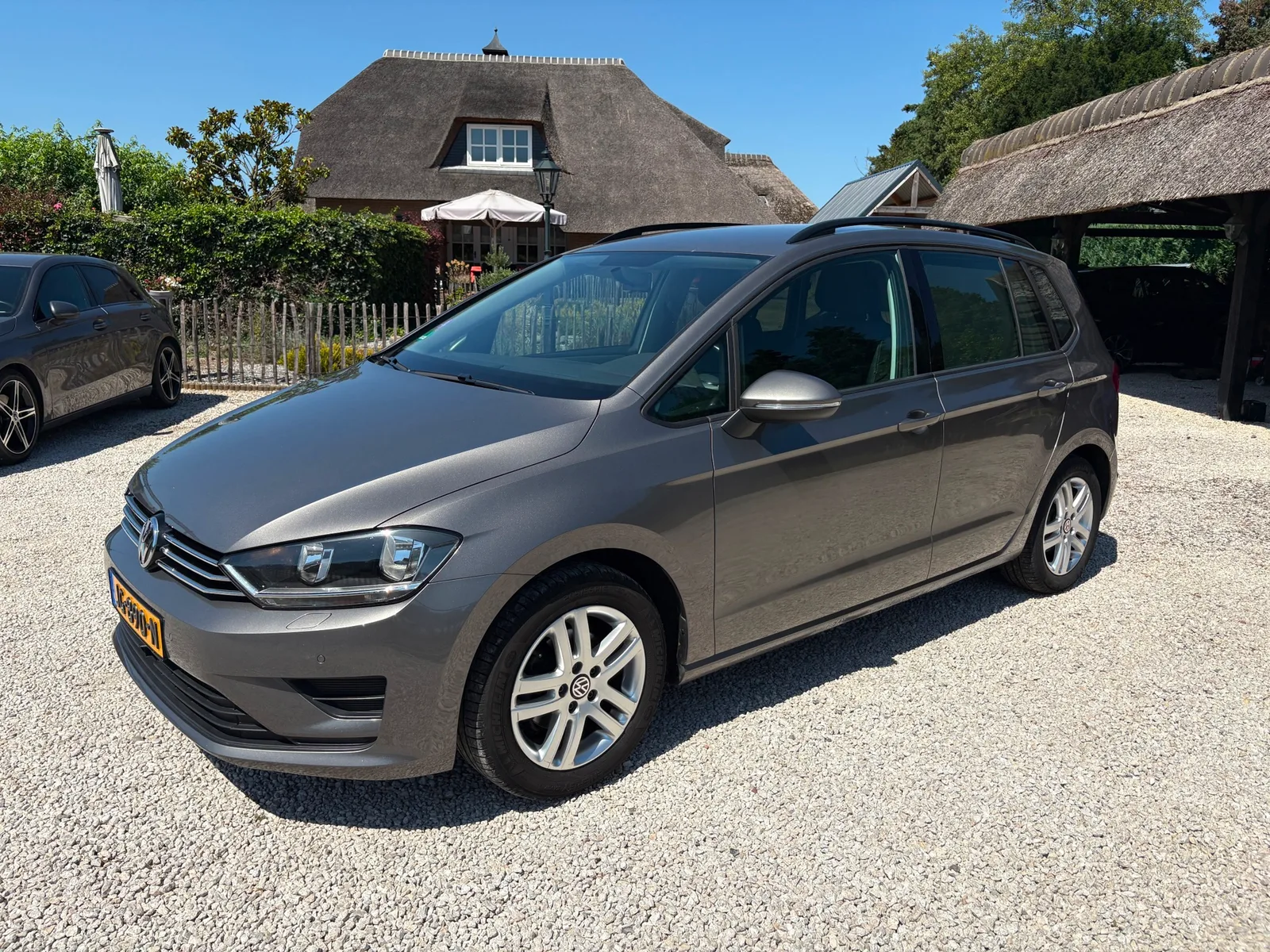 Volkswagen Golf Sportsvan (2014) — foto 1