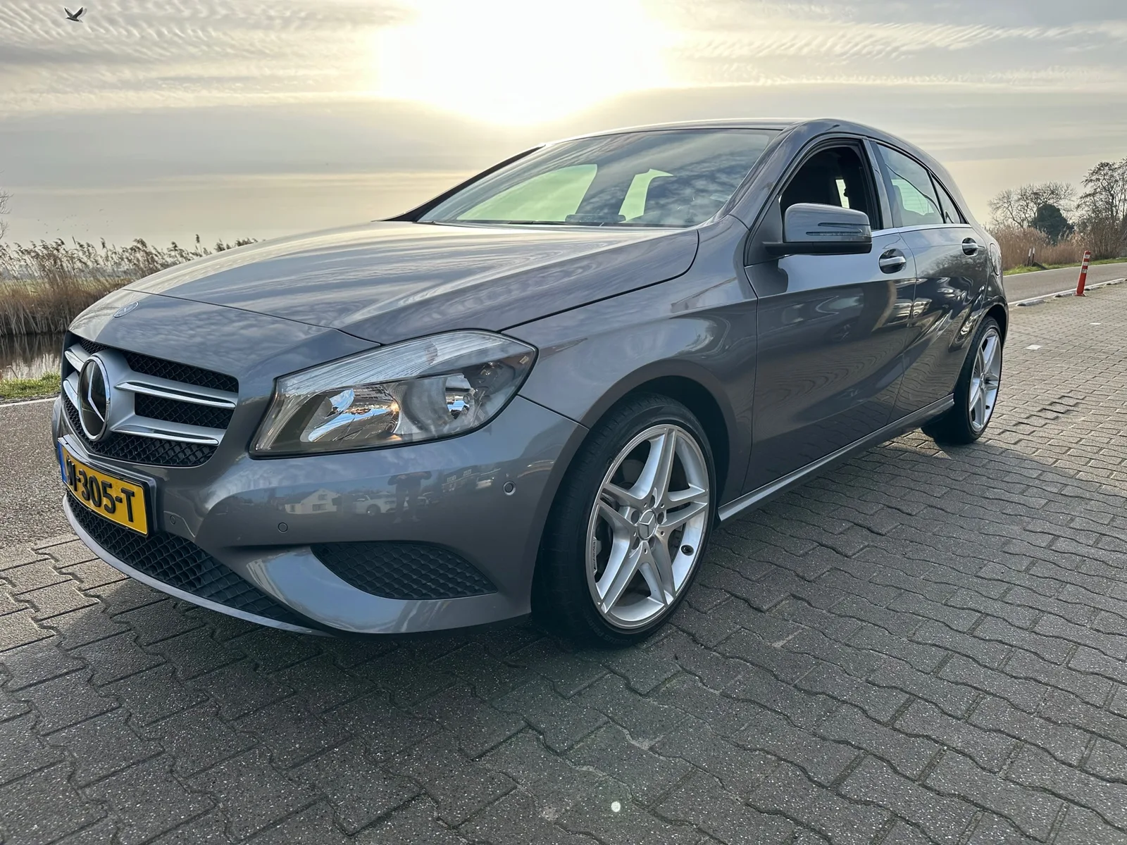 Mercedes-Benz A-Klasse (2015) — foto 1