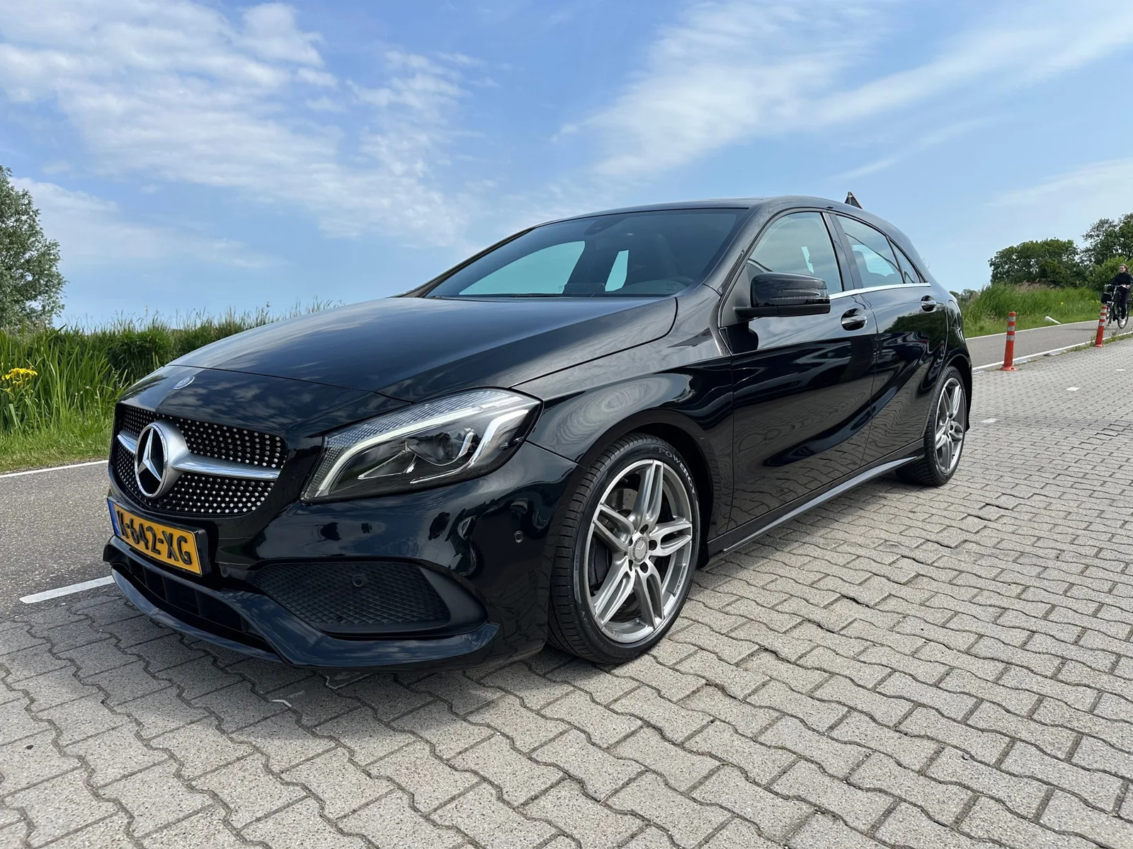 Mercedes-Benz A-Klasse (2016) — foto 1