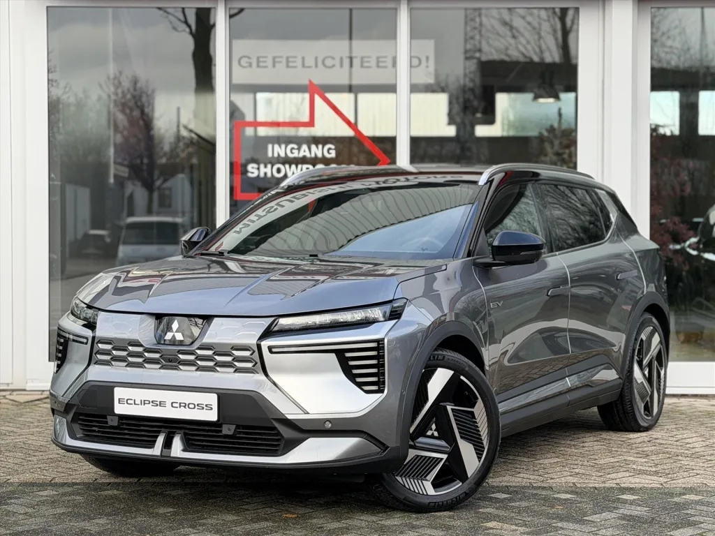 Mitsubishi Eclipse Cross (2025) — foto 1