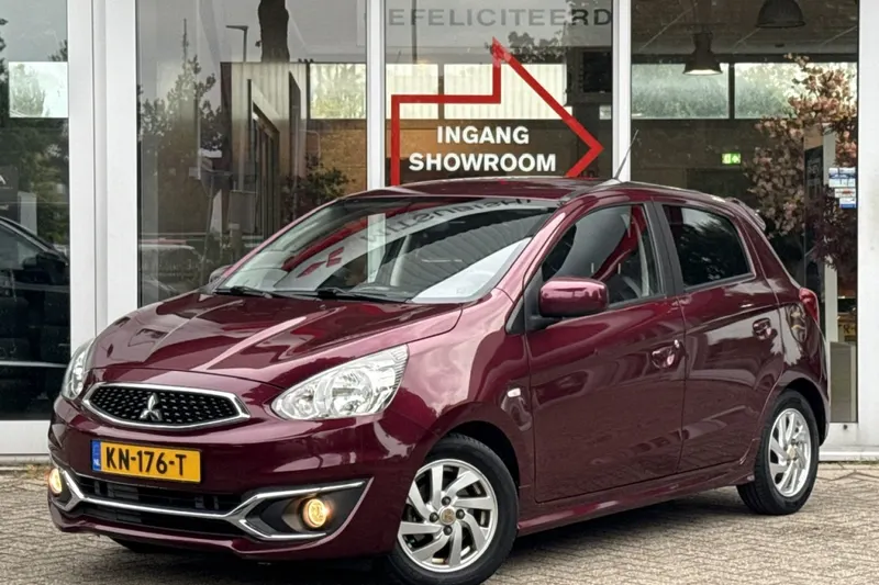 Mitsubishi Space Star (2016)