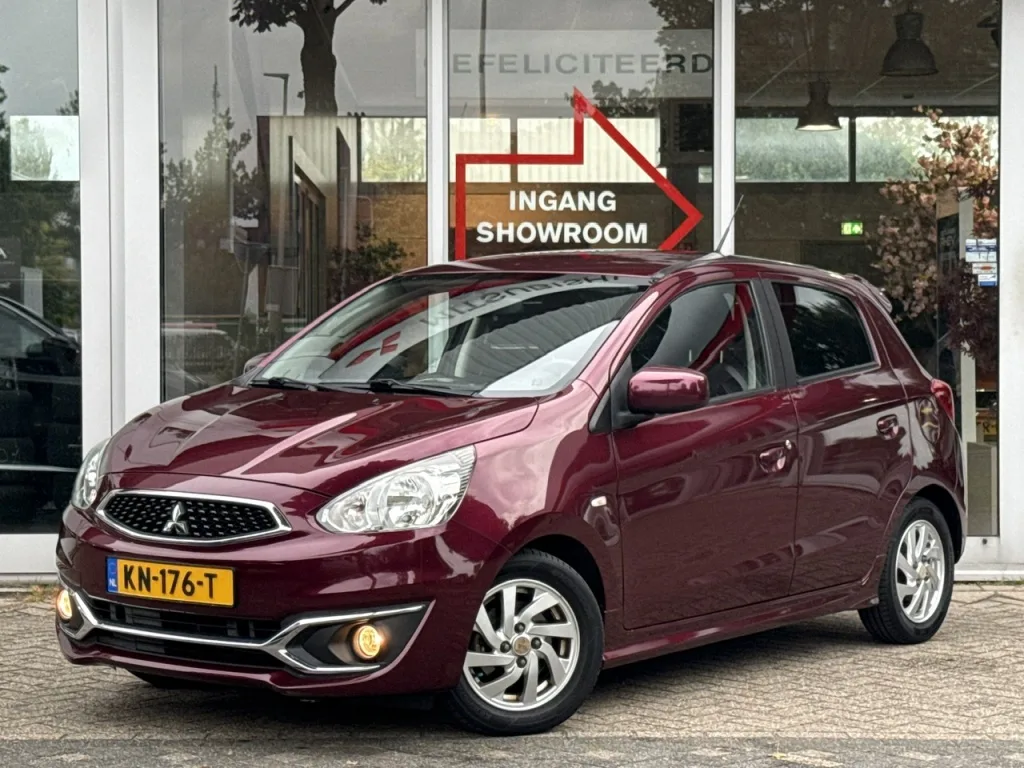 Mitsubishi Space Star (2016) — foto 1