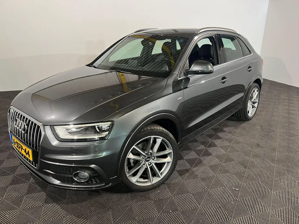 Audi Q3 (2014) — foto 1