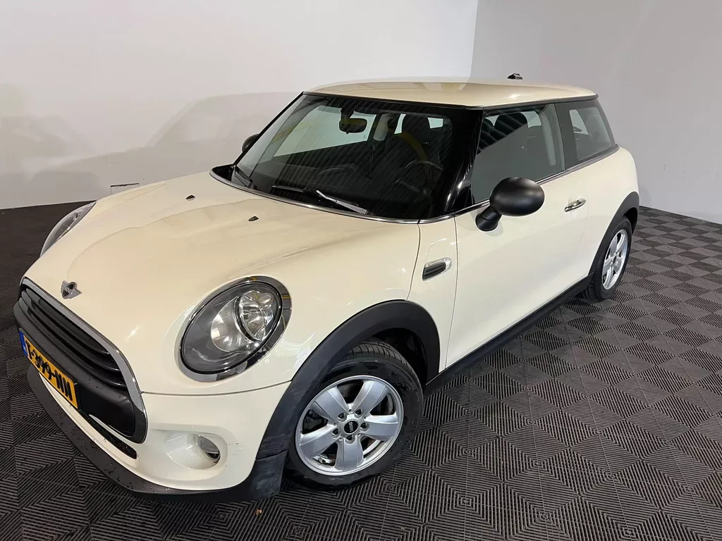 MINI One (2017) — foto 1