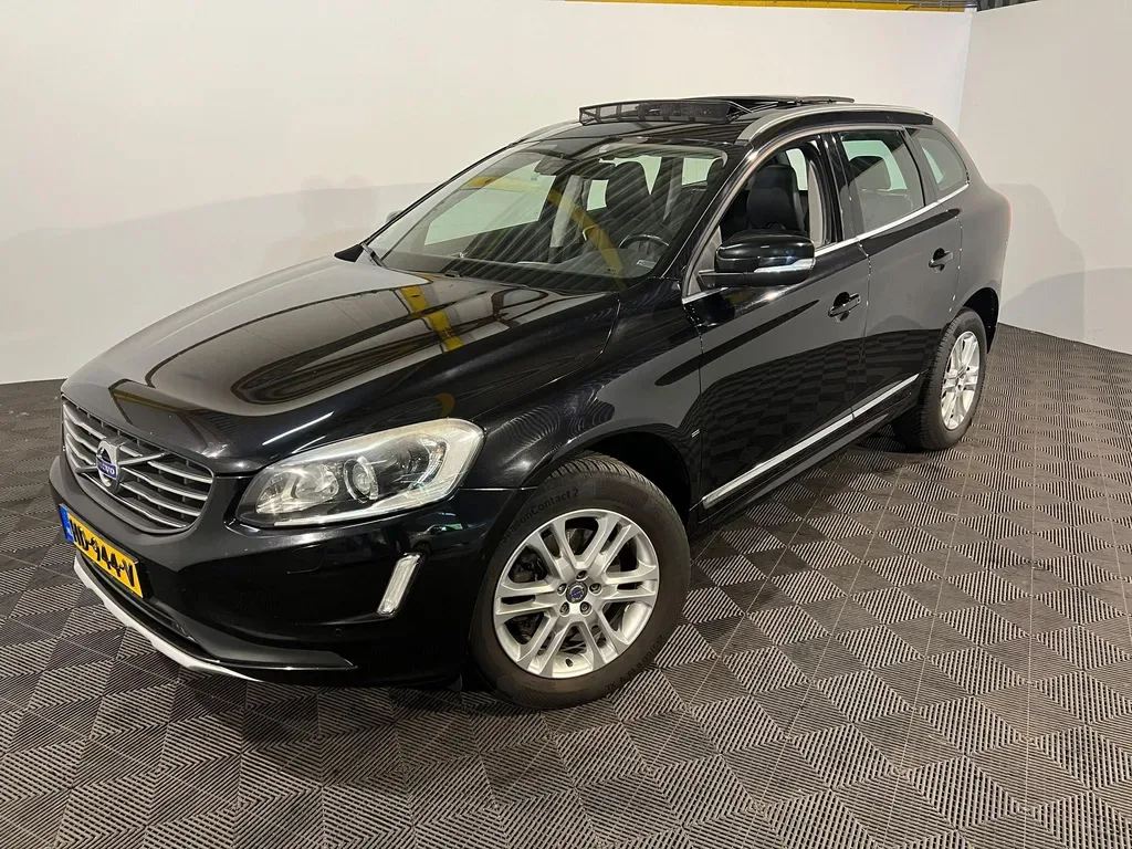 Volvo XC60 (2015) — foto 1