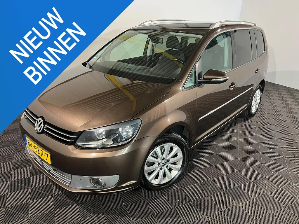 Volkswagen Touran (2011) — foto 1