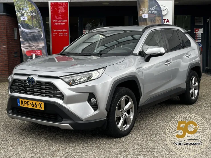 Toyota RAV4 (2021) — foto 1