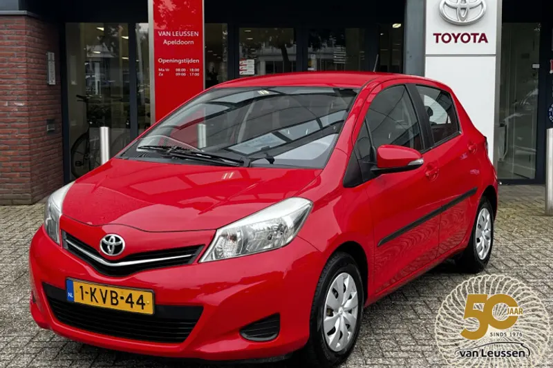 Toyota Yaris (2013)