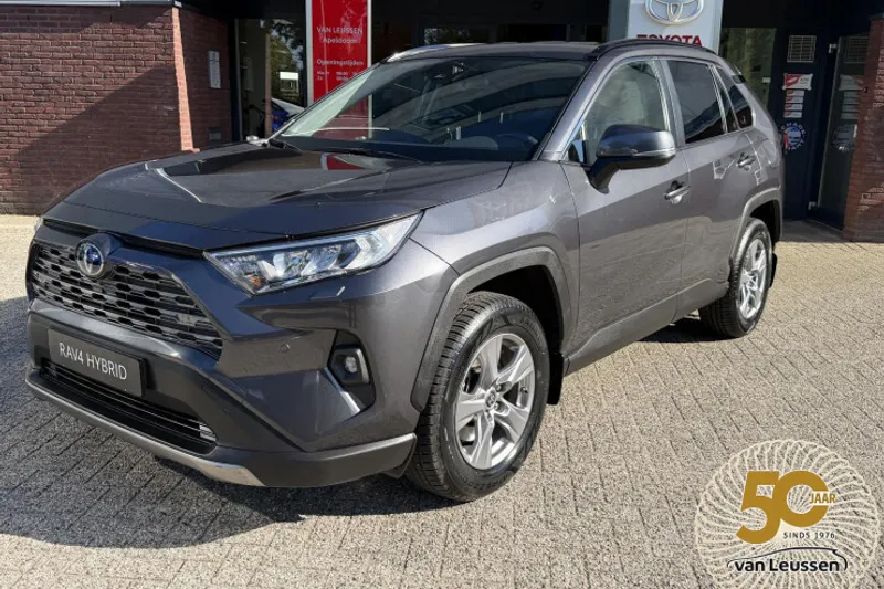 Toyota RAV4 (2024)