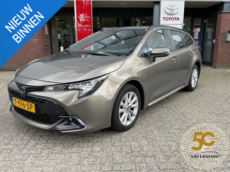 Toyota Corolla (2023) — foto 1