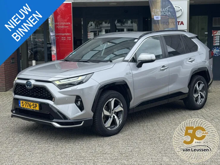 Toyota RAV4 (2022) — foto 1