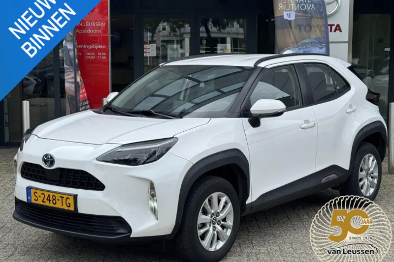 Toyota Yaris Cross (2023)