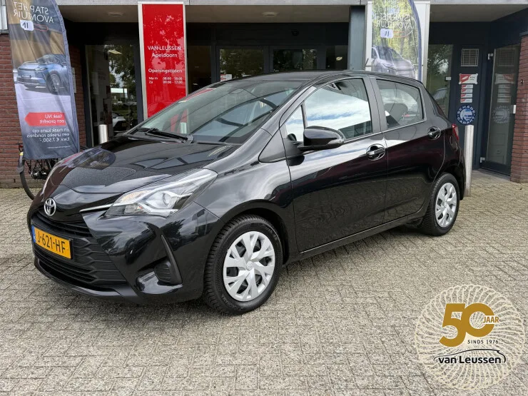 Toyota Yaris (2020) — foto 1