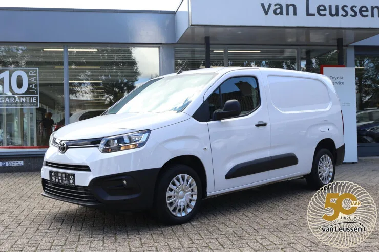 Toyota ProAce City (2024) — foto 1