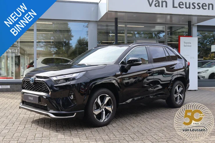 Toyota RAV4 (2024) — foto 1
