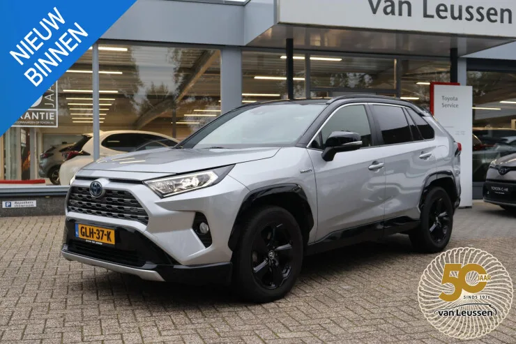 Toyota RAV4 (2019) — foto 1