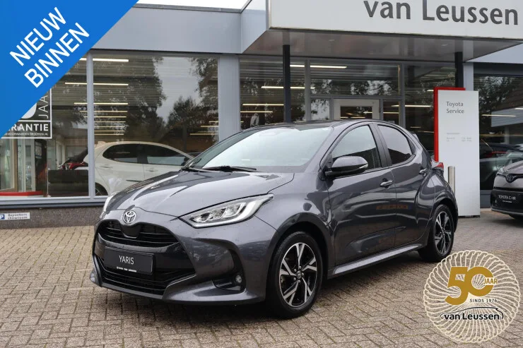 Toyota Yaris (2024) — foto 1