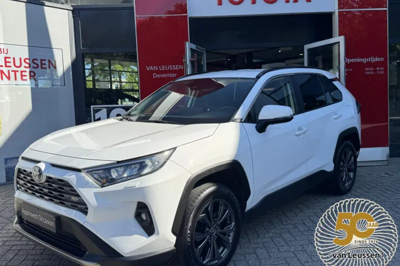 Toyota RAV4 (2023)