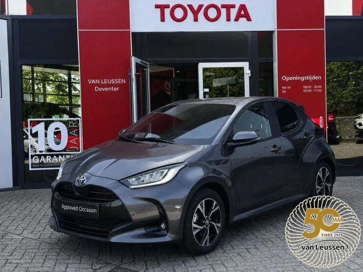 Toyota Yaris (2025) — foto 1