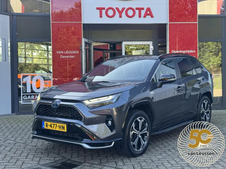 Toyota RAV4 (2022) — foto 1
